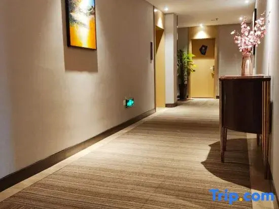 Yimei Hotel (Zhengzhou International Trade 360 Zoo)