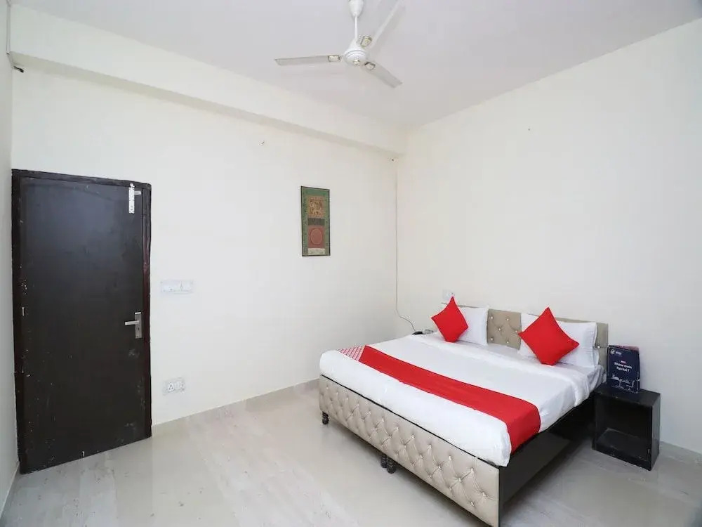 OYO 24466 Rio 7 Guest House