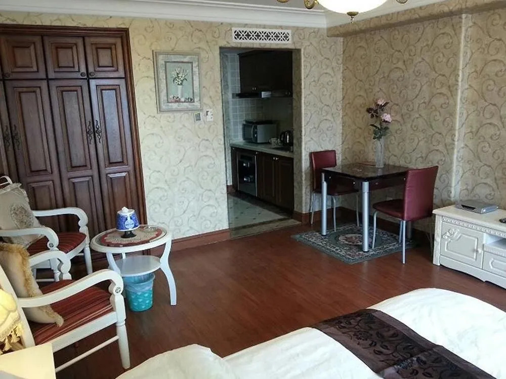 Yingxiang Hotel(大连星海映像酒店式公寓（星海广场地铁口店）)
