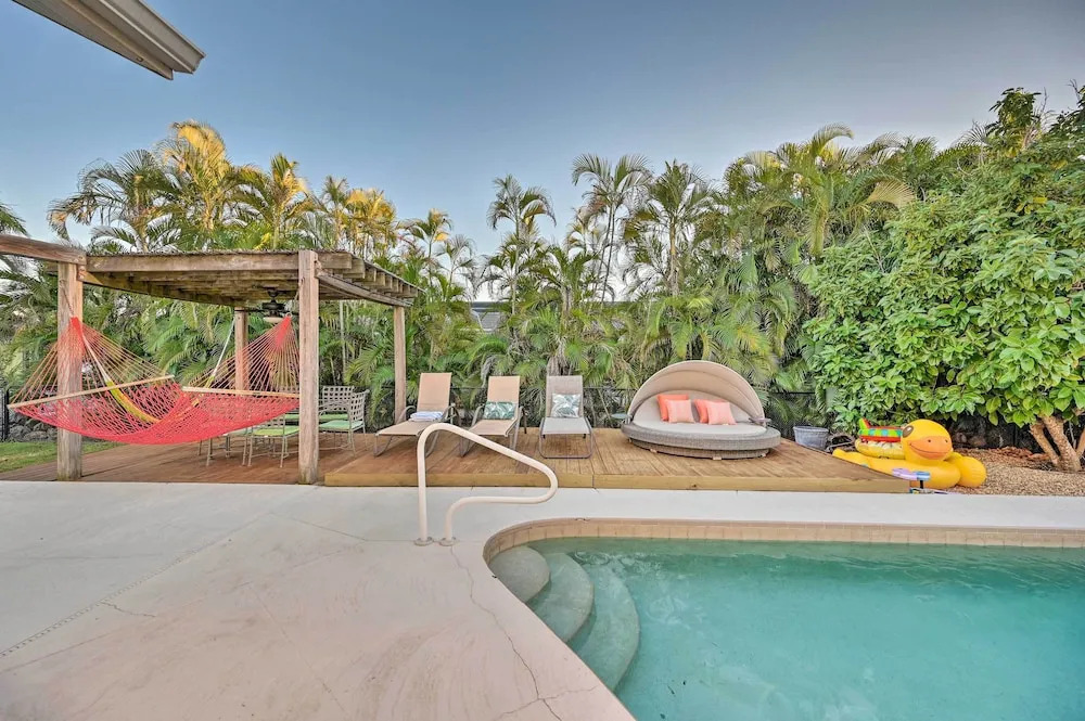 House w/ Heated Pool & Grill - Walk to Beach!