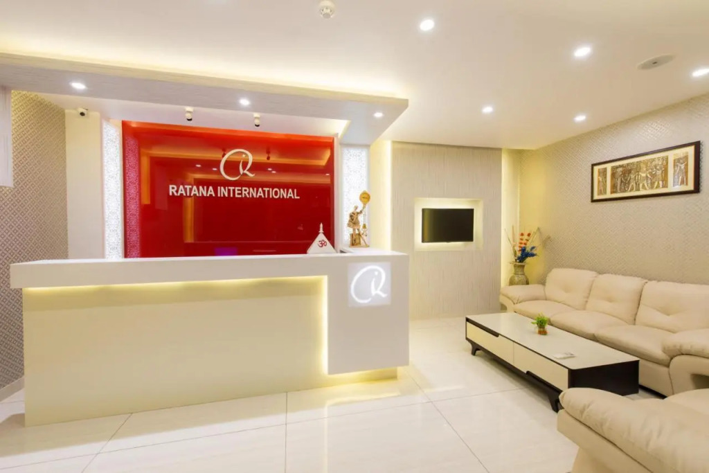 Hotel Ratana International