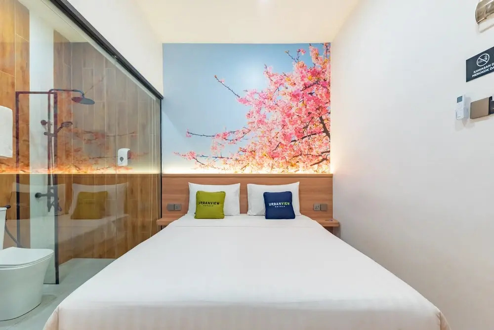 Urbanview Hotel R House Batuaji