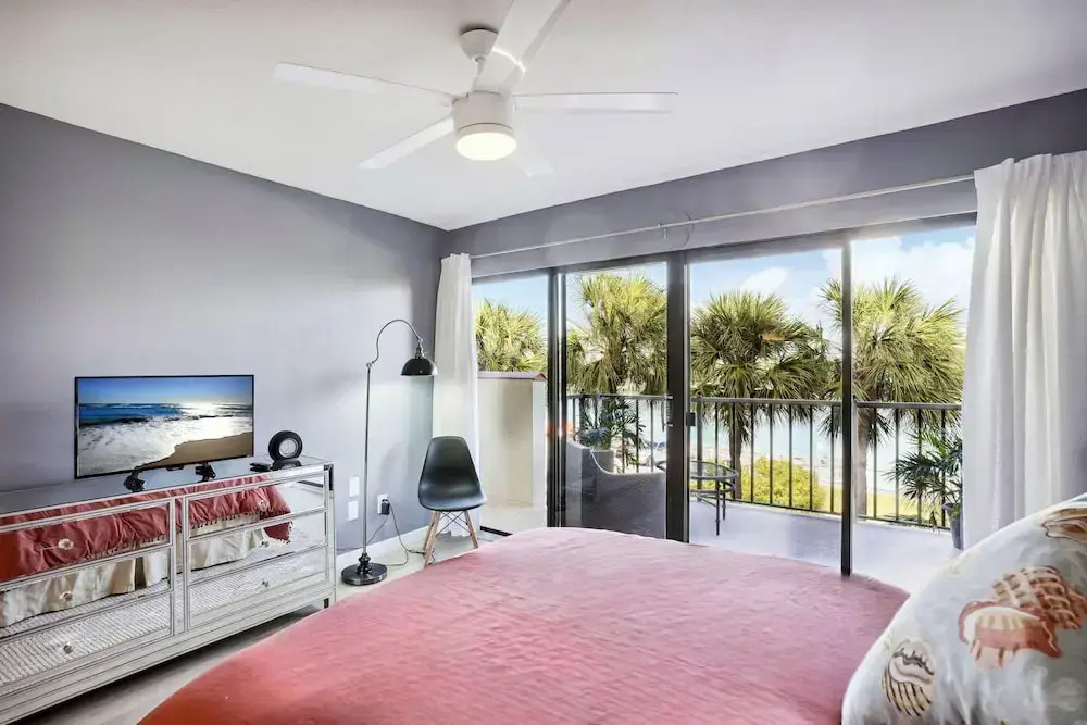 Lands End 1-306 Bay Front- Premier