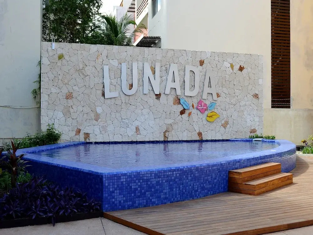 Lunada Apartments