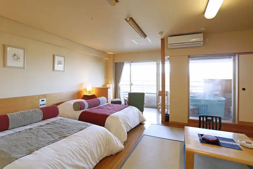 Hotel Isobe Garden