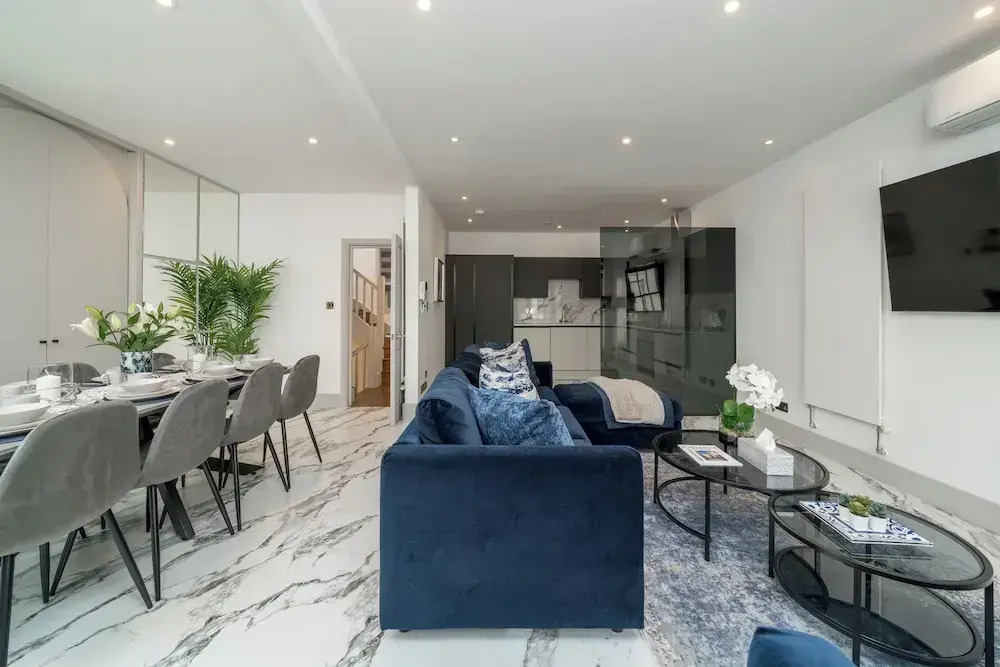 Luxury Eaton Mews House in London