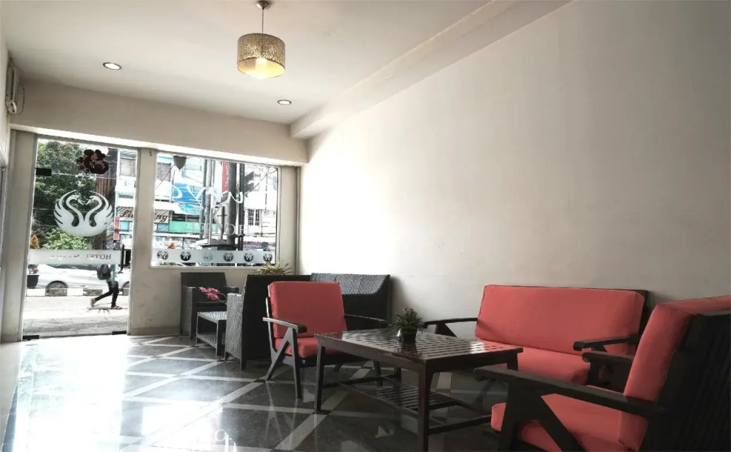 OYO 844 Surya Hotel