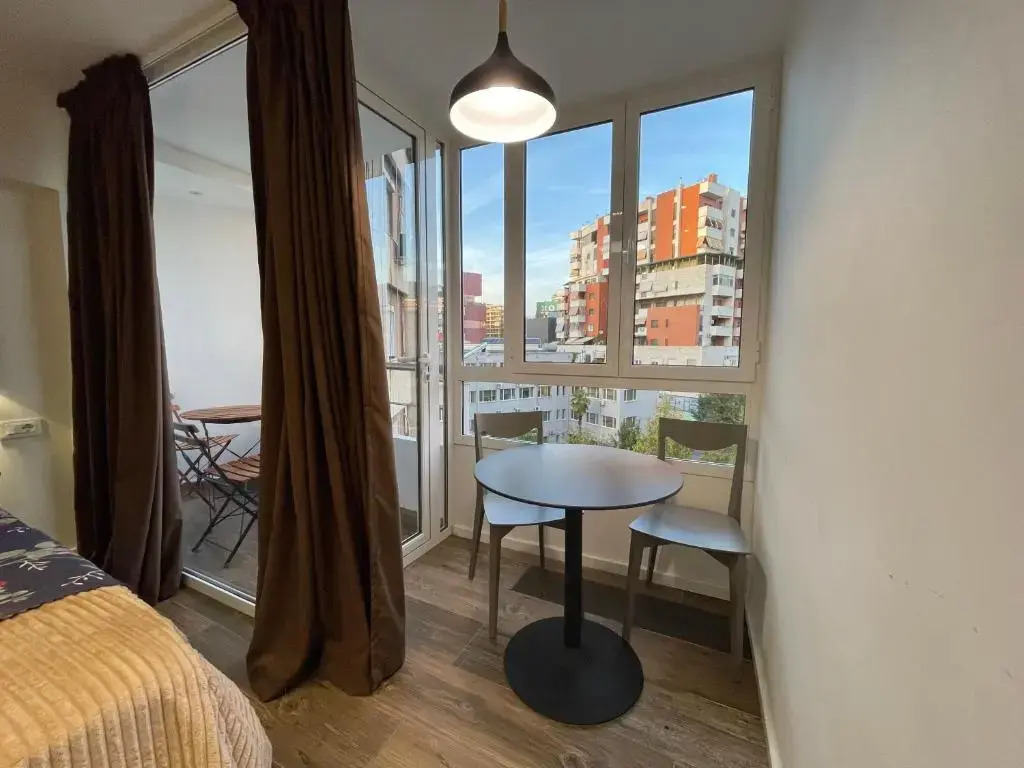 Boutique Central Studio Apartments - ENJOY TRAVEL