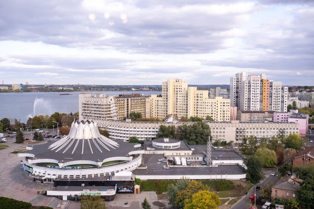 Staybridge Готель Мост Сити