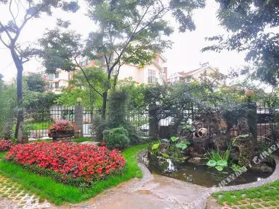 Jiangye  Chain  Garden  in  Dianchi  Resort,Kunming