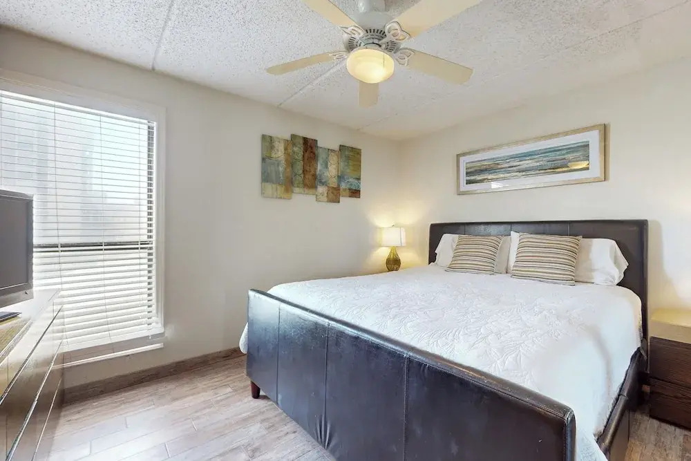 Luxe Corner 3br, Gulf View: Suntide III - Unit 410