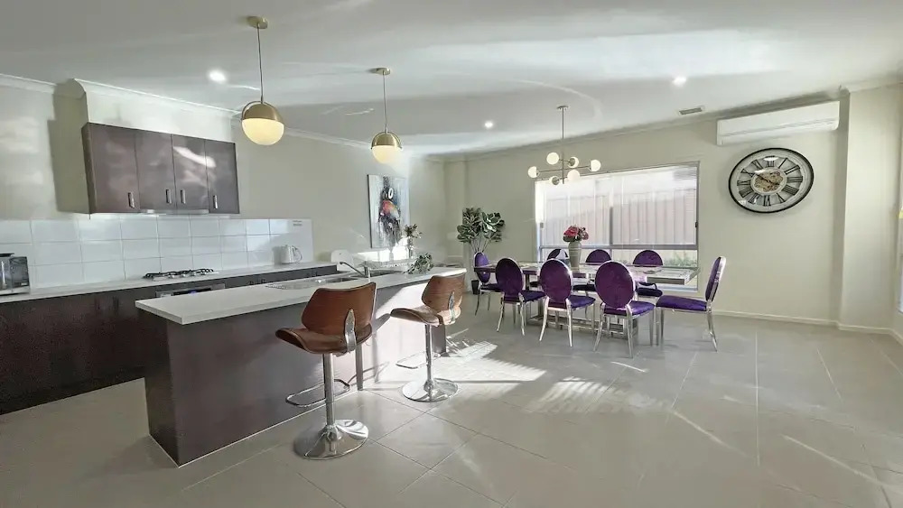 Spacious 7BRM 5-bathroom Rental House