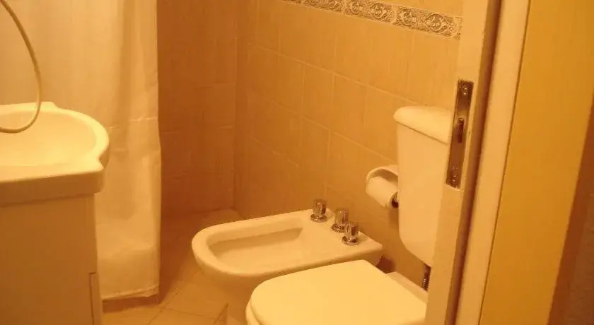 Lugra Hotel