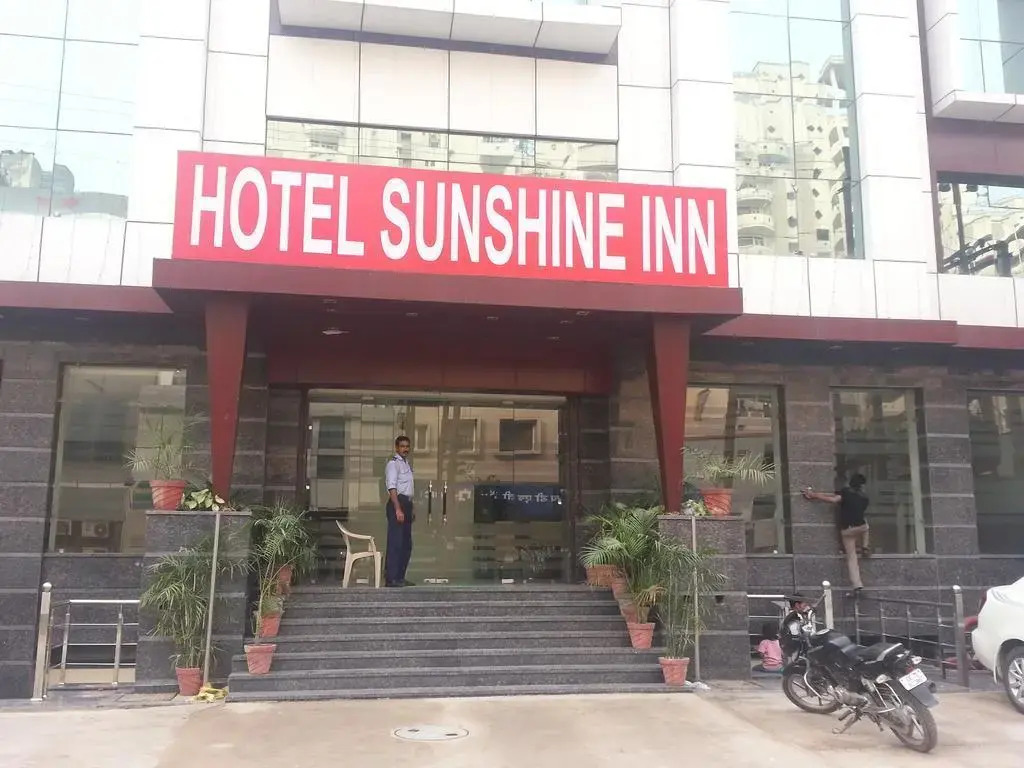 OYO 11629 Hotel Sunshine Inn
