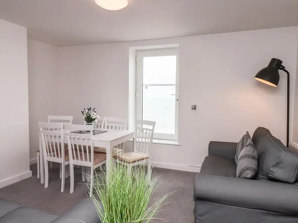 7 Seaview @ Bridlington Bay