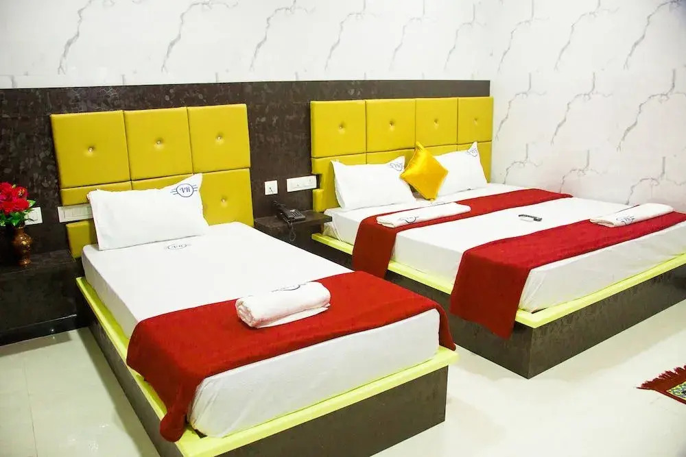 Hotel Vel Residency