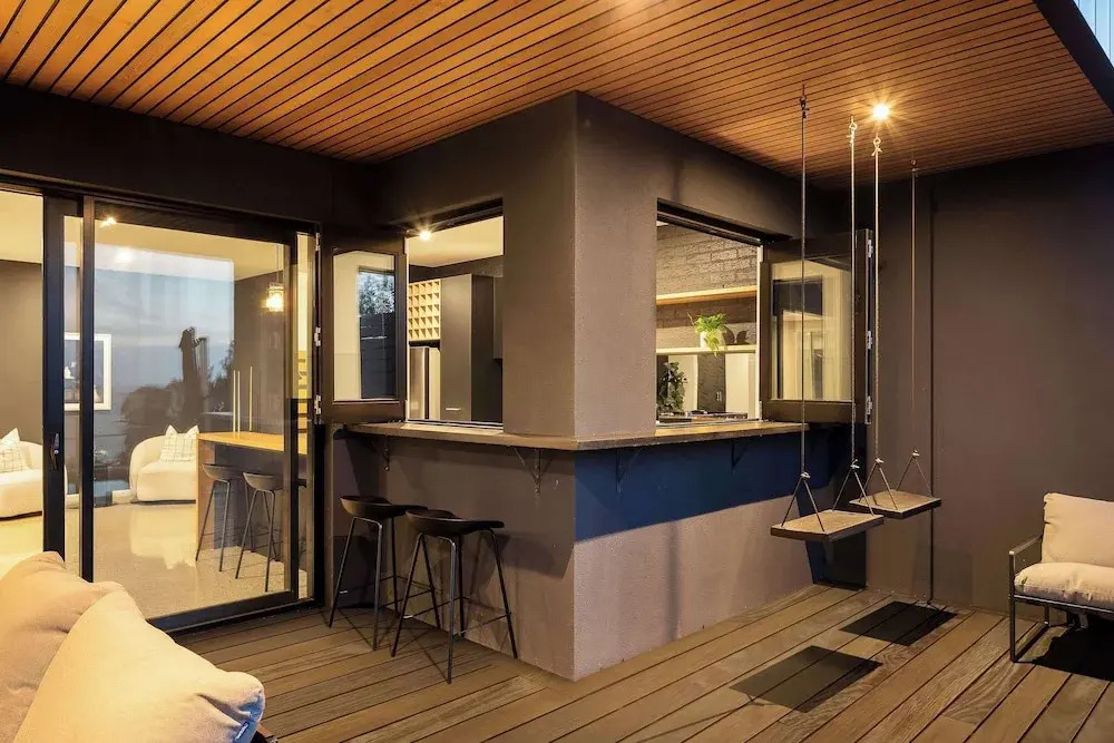 Valora Luxury By The Bay