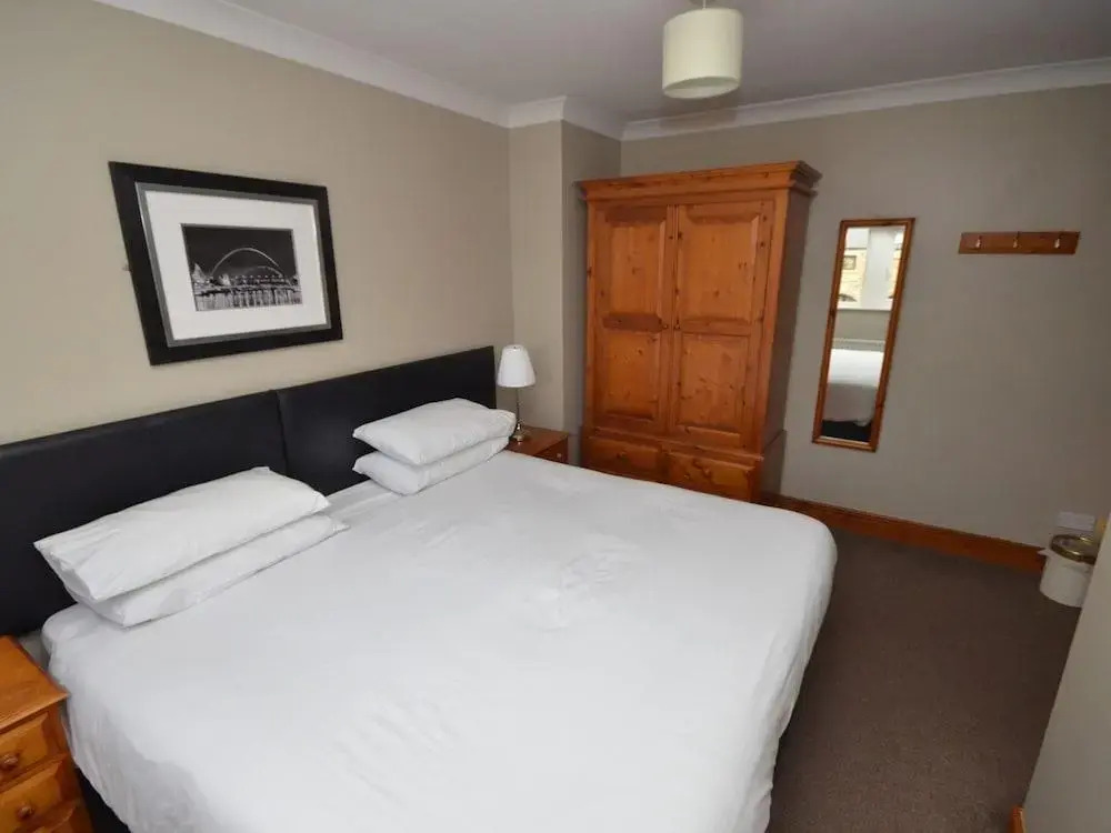 Plawsworth Aparthotel