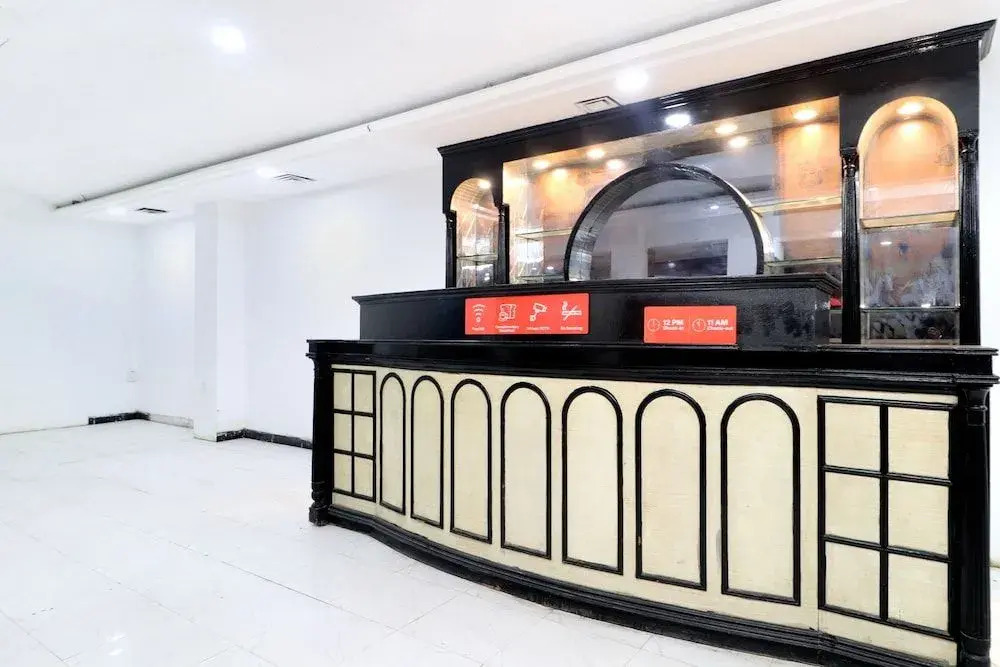 Oyo 24326 Ab Hotel