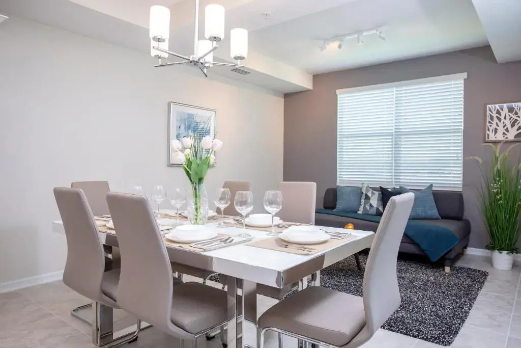 Gorgeous Two Bedroom Apto Close to Disney 306