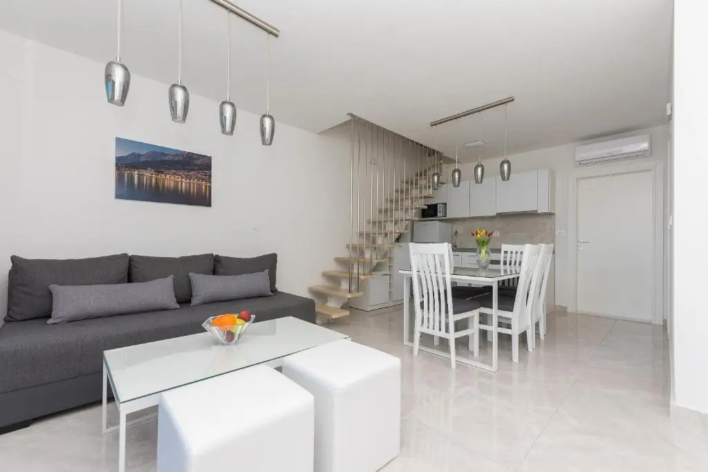 Apartments M&A