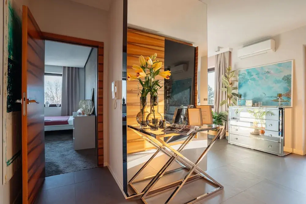 Penthouse Avenue by Loft Affair