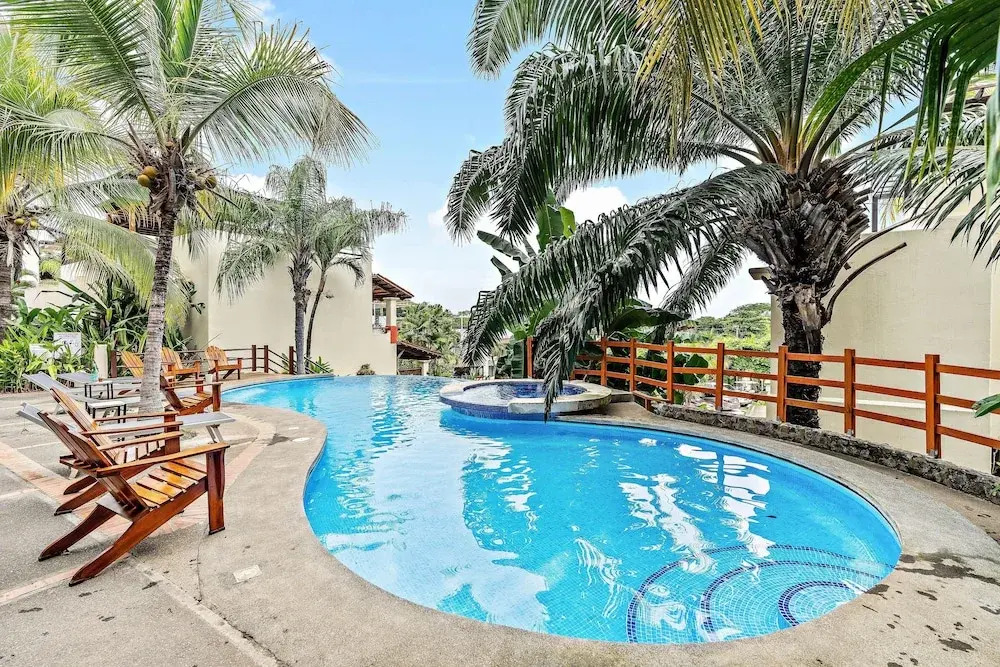 Colorful & Private 2-Bedroom Condo Just a Short Walk from the Beach