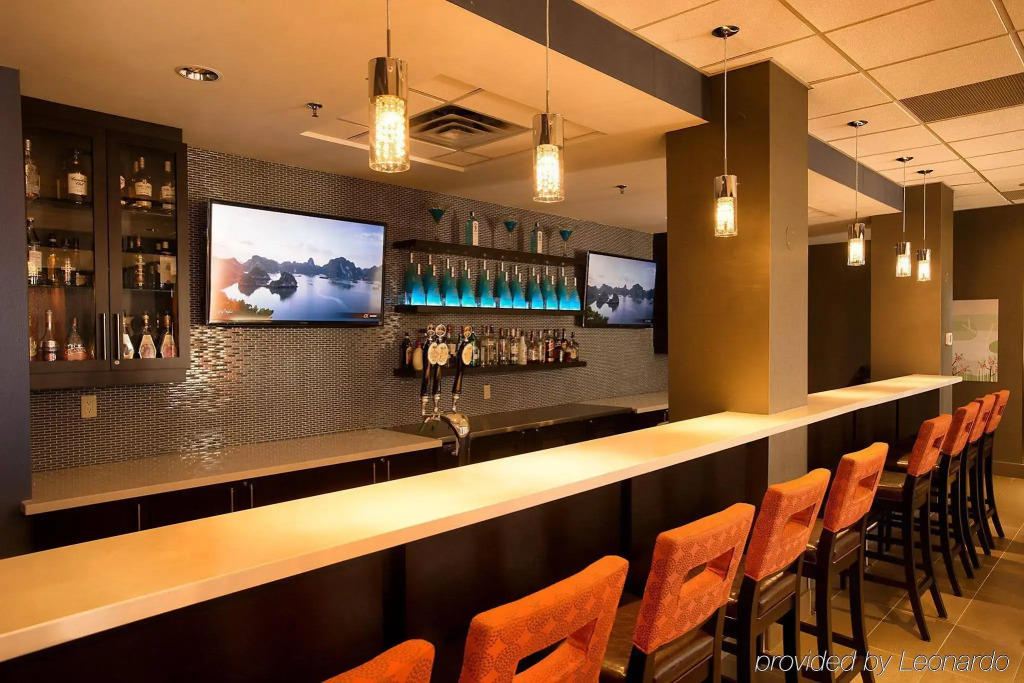 Holiday Inn & Suites Mississauga West - Meadowvale by IHG
