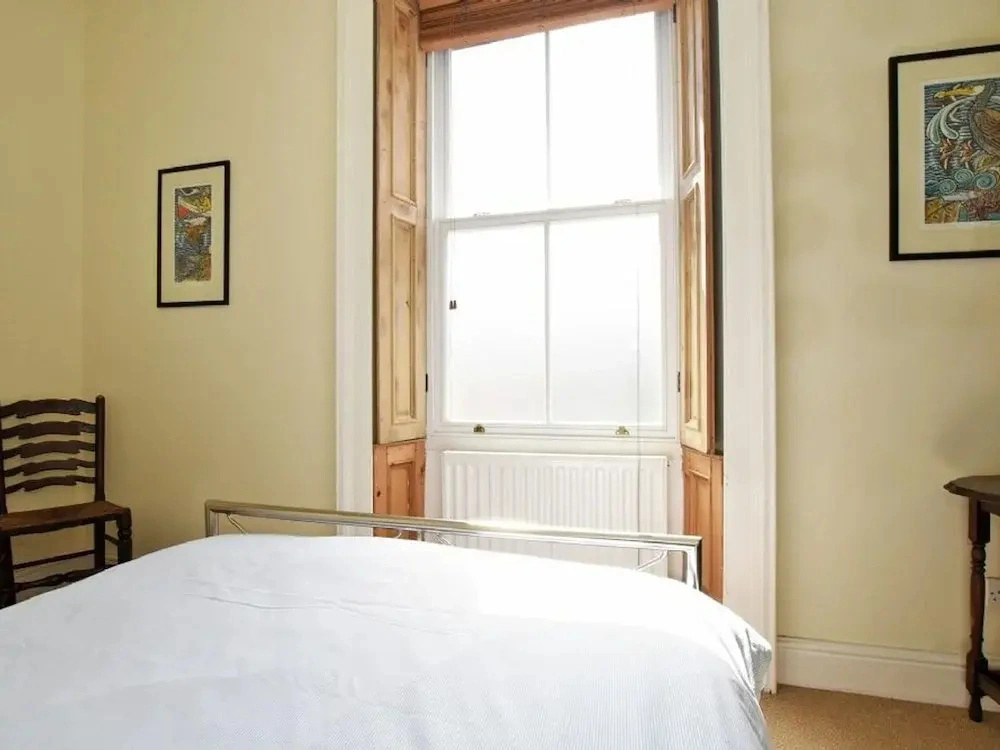 Riverbank Cottage