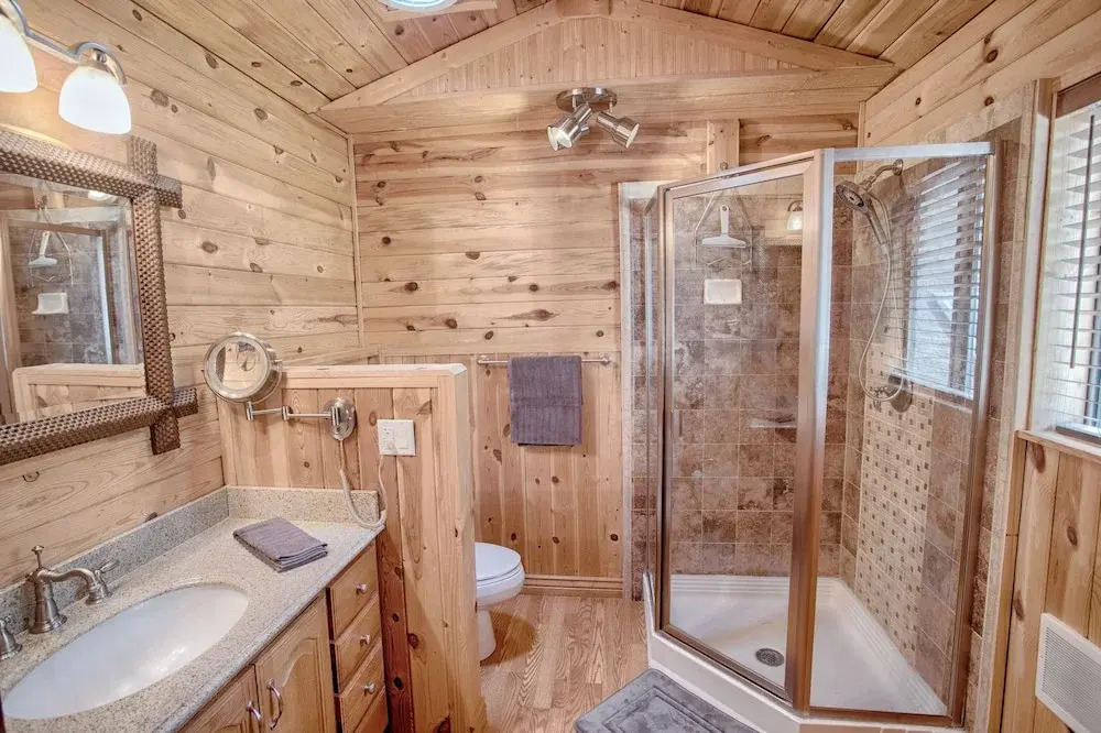 Pinetop Forty Niner 2 Bedroom Cabin