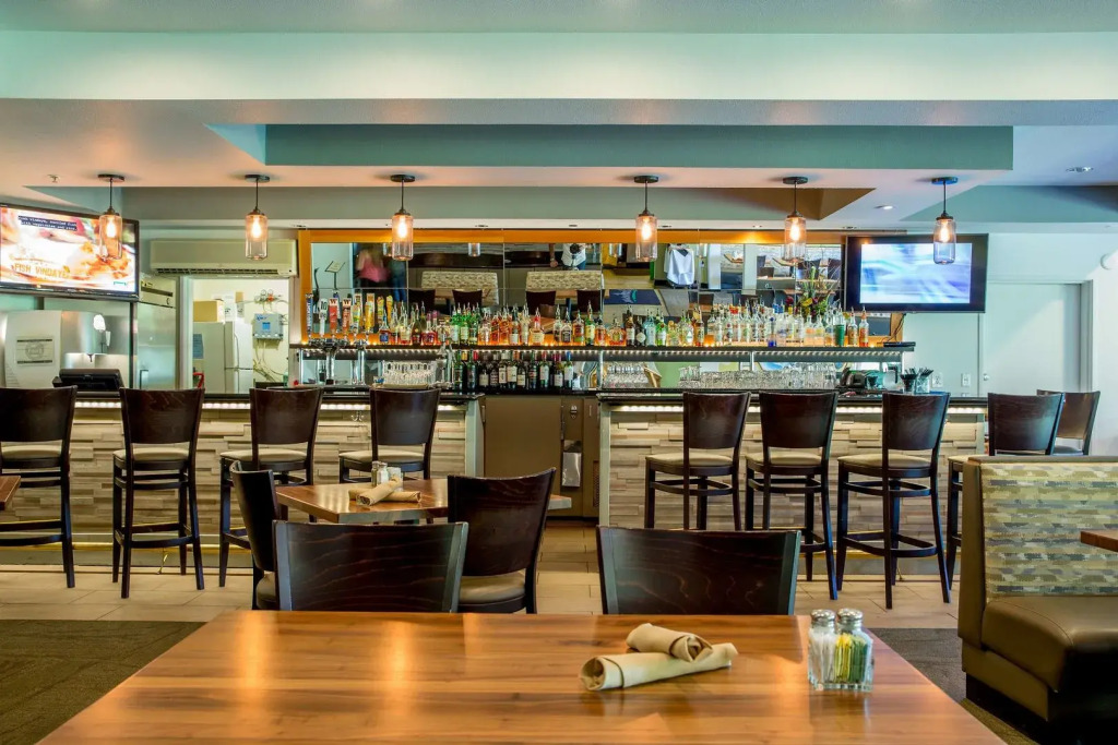 Radisson Hotel Portland Airport