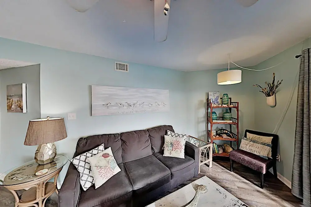Rega204a 2 Bedroom Condo