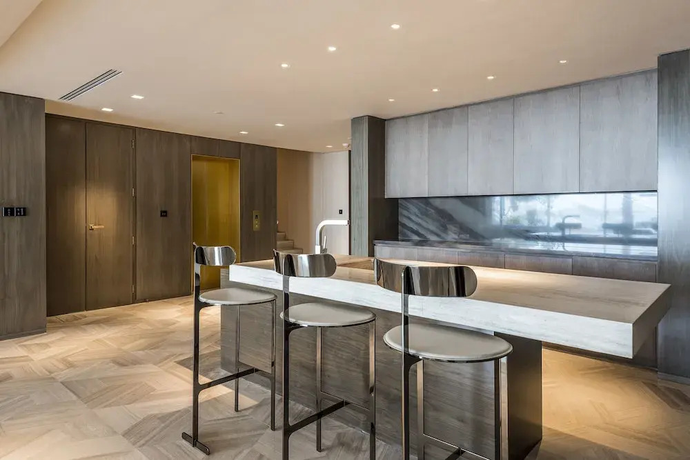 Maison Privee - Glamourous Apt with Sea Views at FIVE Palm