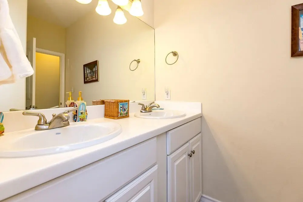 Rare 5BR Pirates Bay Condo by RedAwning