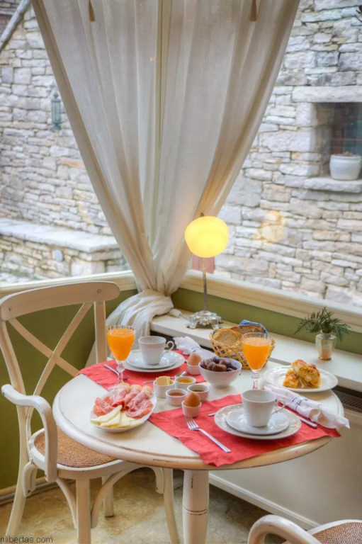 Primoula Country Hotel & Spa
