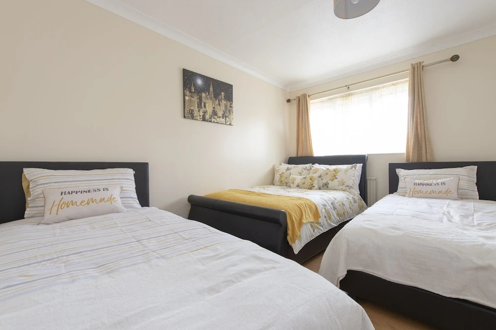 Oakwood at Steward Street