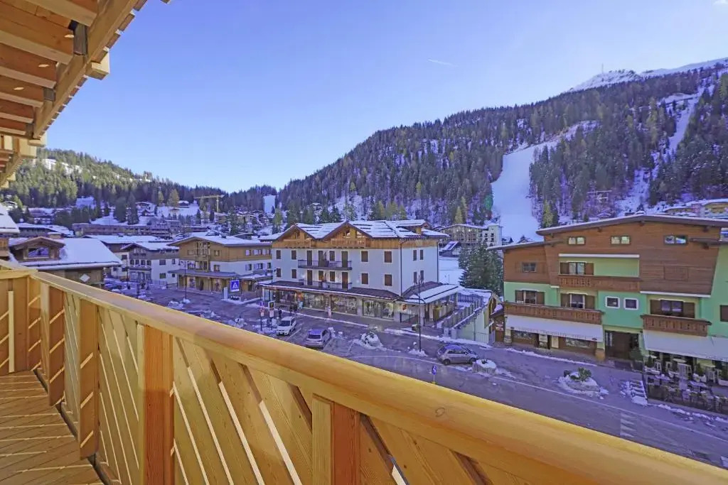 Apartment center Madonna di Campiglio EM