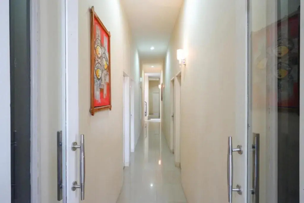 RedDoorz @ Hotel Grand Aulia Majene