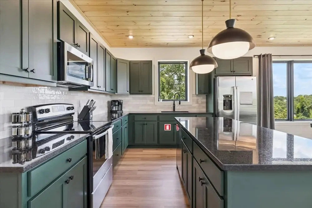 Horizons Ahead Mountain Home by Beyond Expectations With Pool