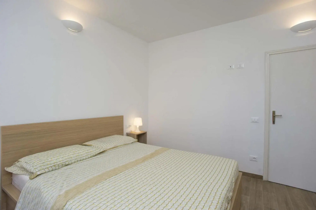 Bougainville apartment 4 beds on the first floor equipped with every comfort near Procchio-VILLA BOUGAINVILLE