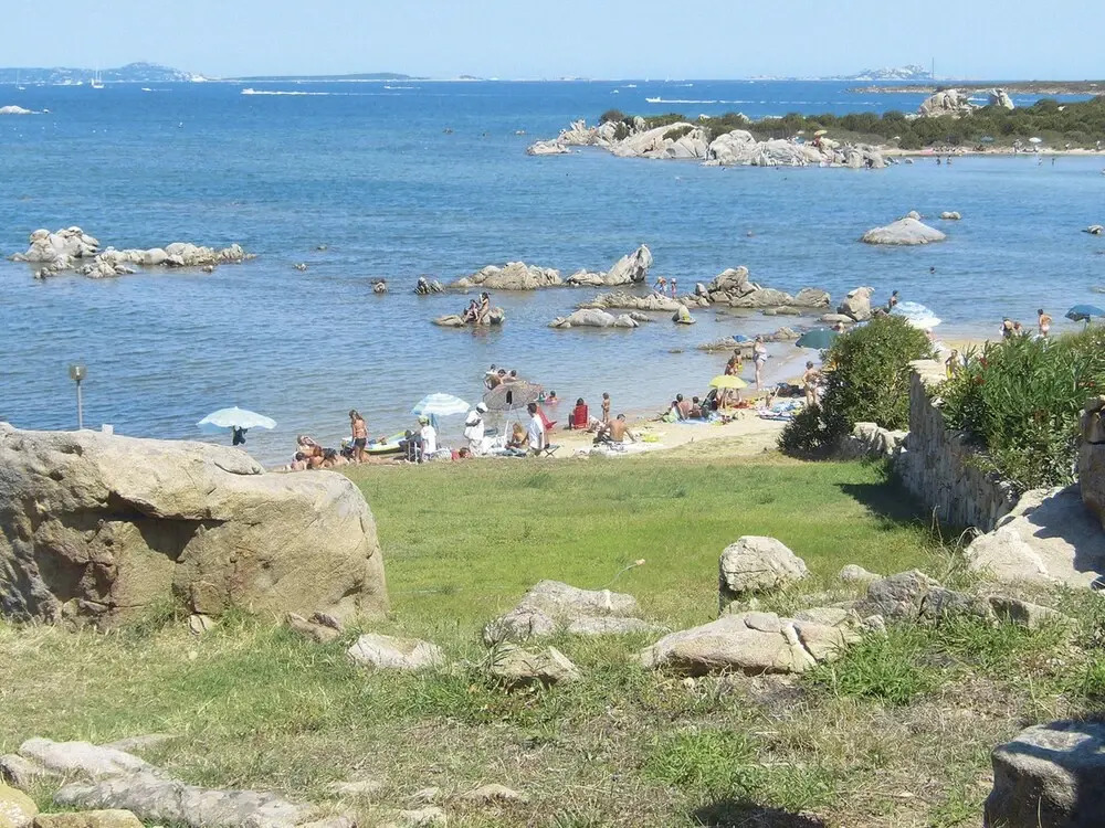 Baia de Bahas Residence