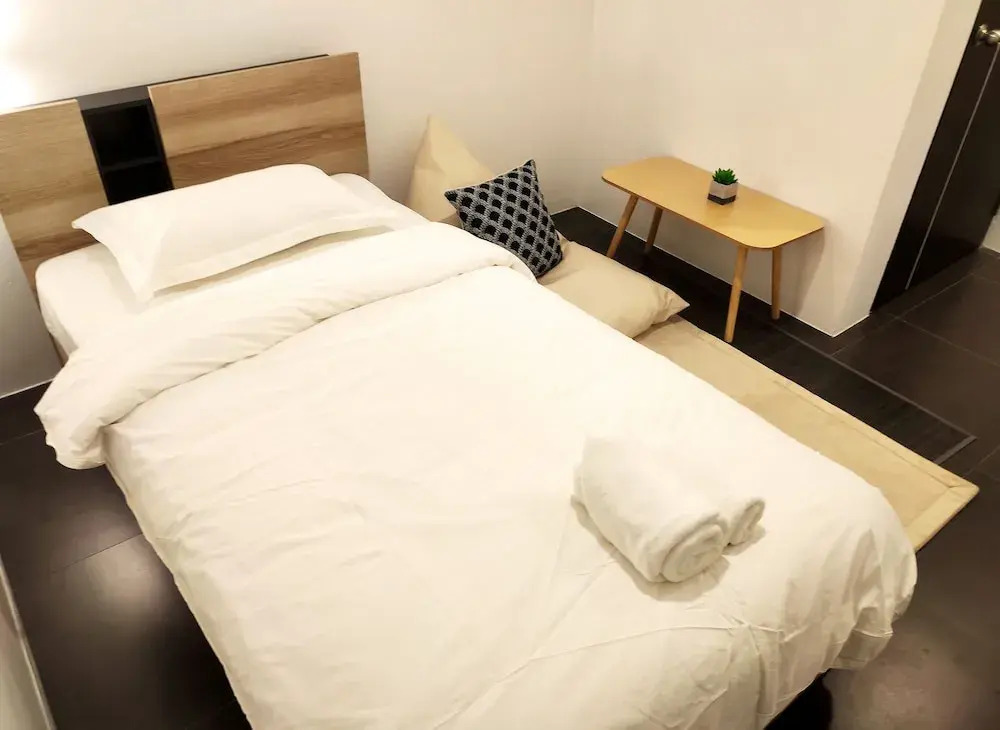 Breeze Hostel Pattaya