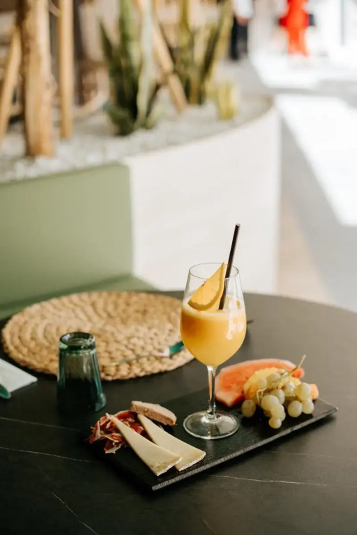 001 HIGOS BEACH BOUTIQUE Singular Hotel Residence