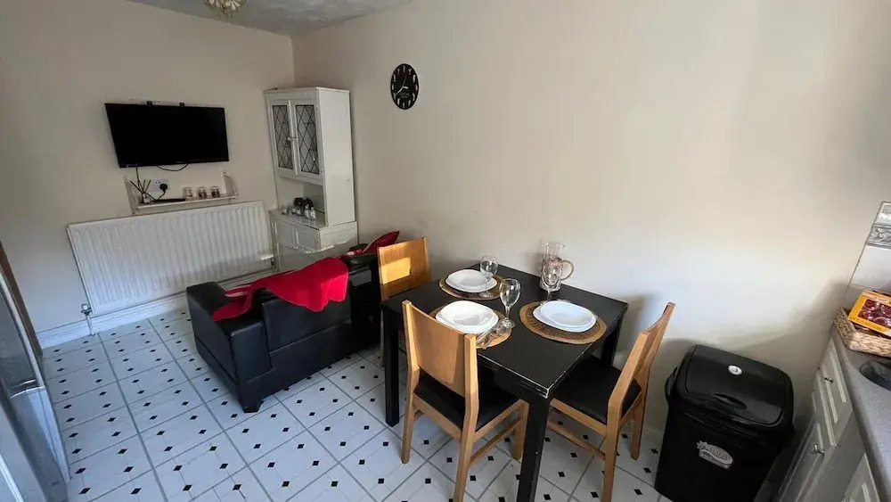 Stunning 3-bed Apartment in Croydon
