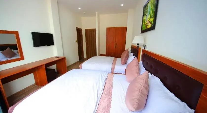 Phuong Vy Luxury Hotel