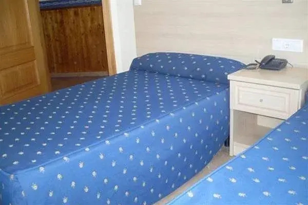 Hotel Alboran