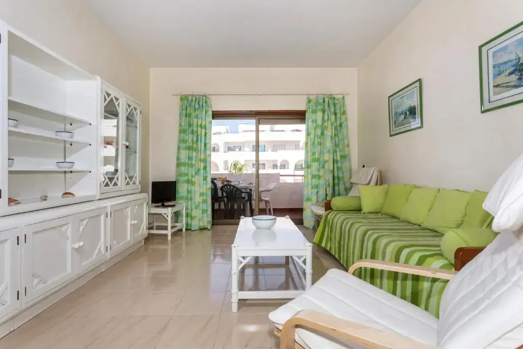 Andorinha 2 bedroom apart-close to the sea-Algarve