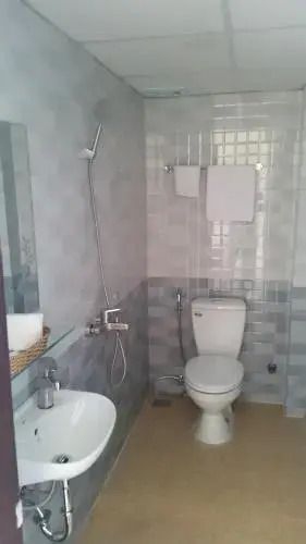 Cau Rong 2 Hotel