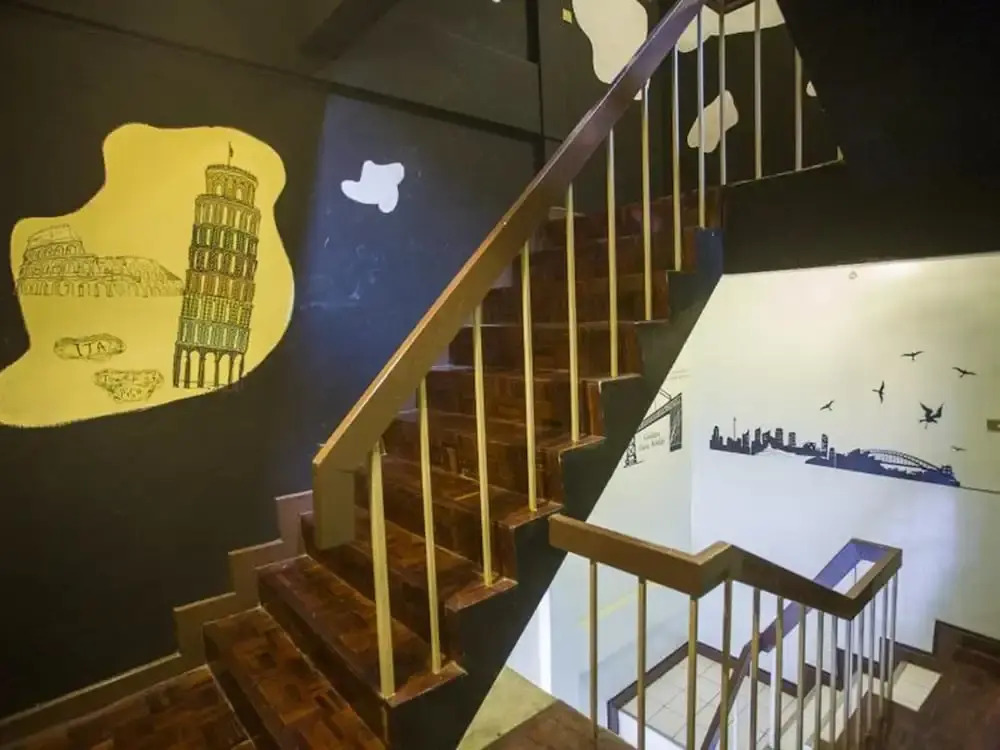 Mad Cow Hostel