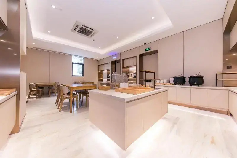 Ji Hotel Shanghai Xuhui Binjiang